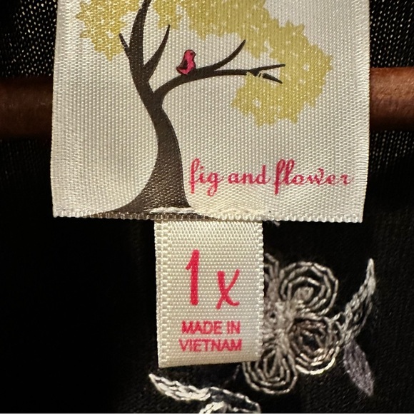 Fig & Flower Embroidered Button-Up Blouse Women's Size 1X Black Boho Cottage - Picture 7 of 10